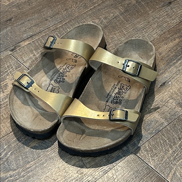 Birkenstock Women's Birki's Tahiti Sandals Size 36 / 5 Gold Double Strap - Picture 1 of 9